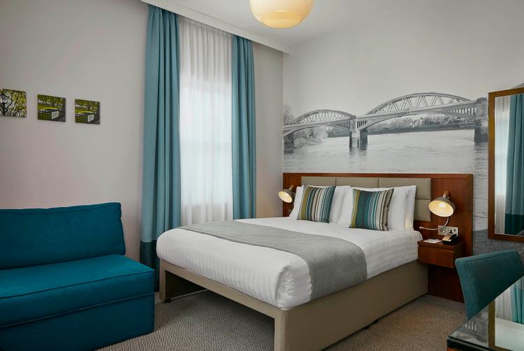 Seraphine Hammersmith | London | 11